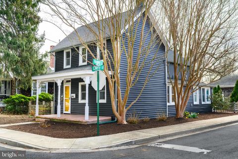 402 CHERRY STREET EASTON MD 21601