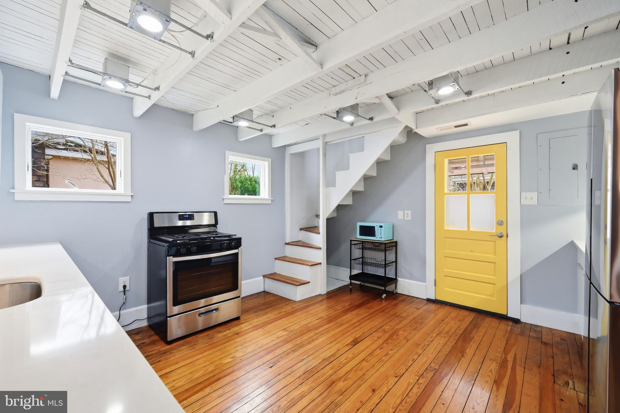 EASTON - Residential