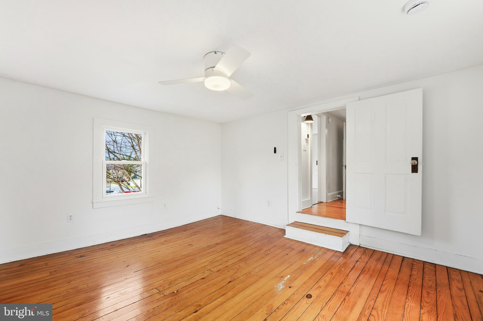 EASTON - Residential