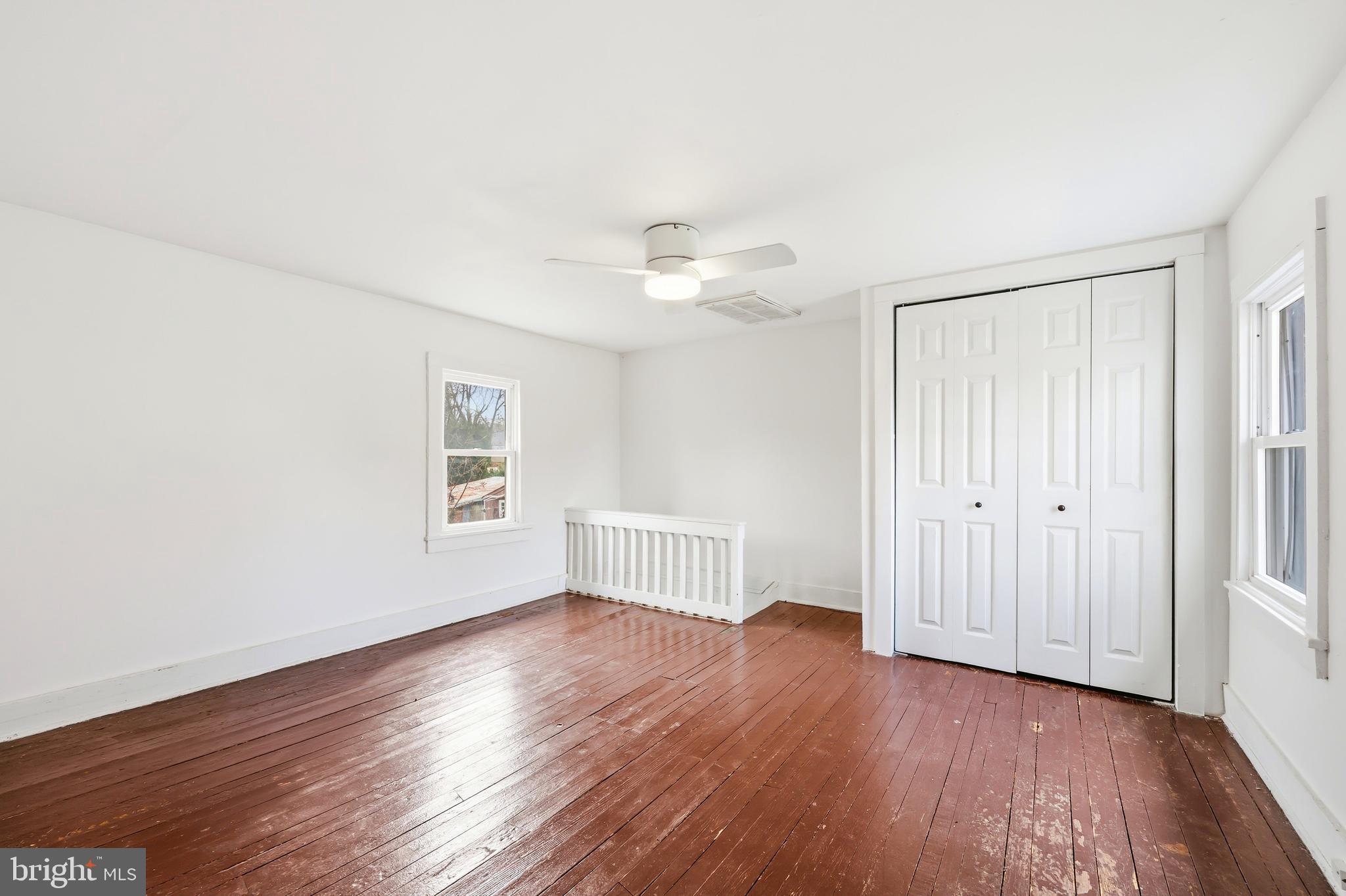 EASTON - Residential