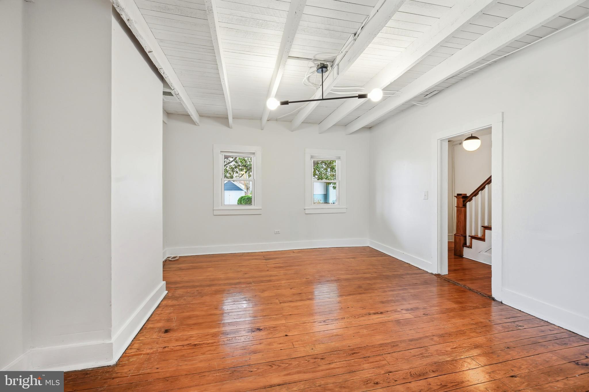 EASTON - Residential