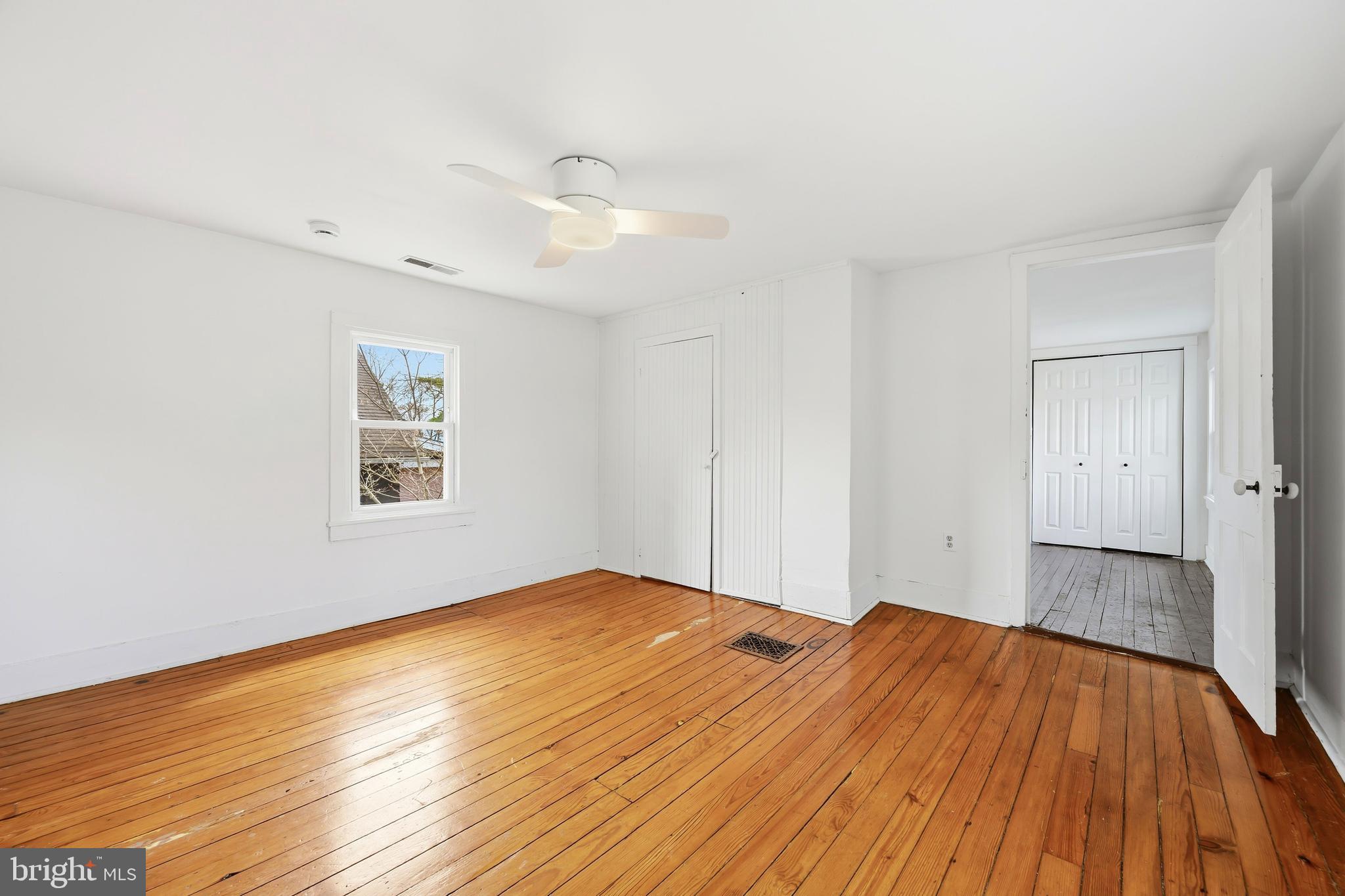 EASTON - Residential