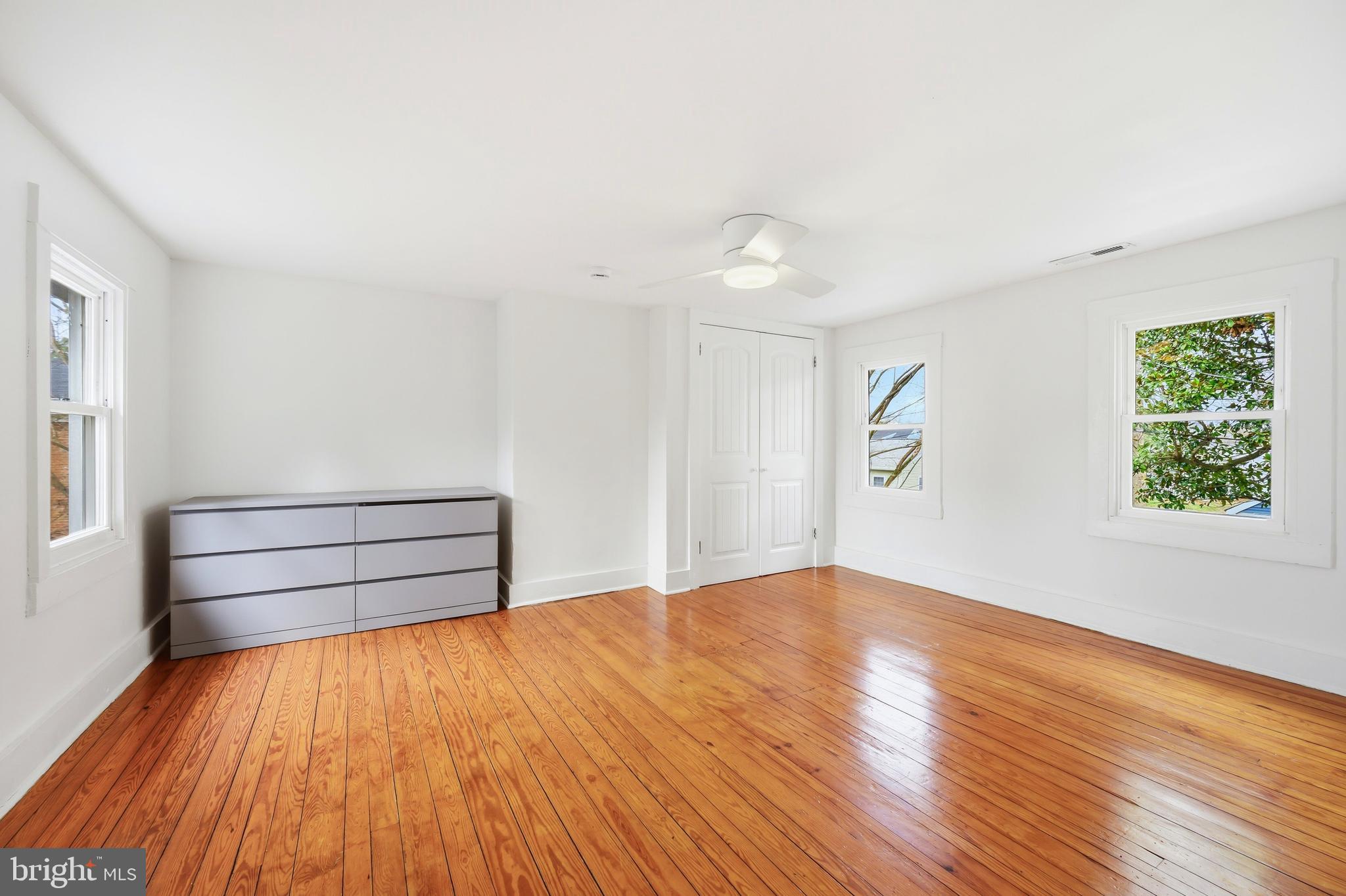 EASTON - Residential