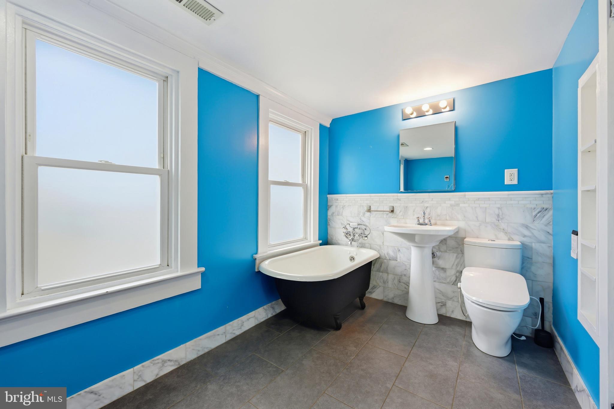 EASTON - Residential