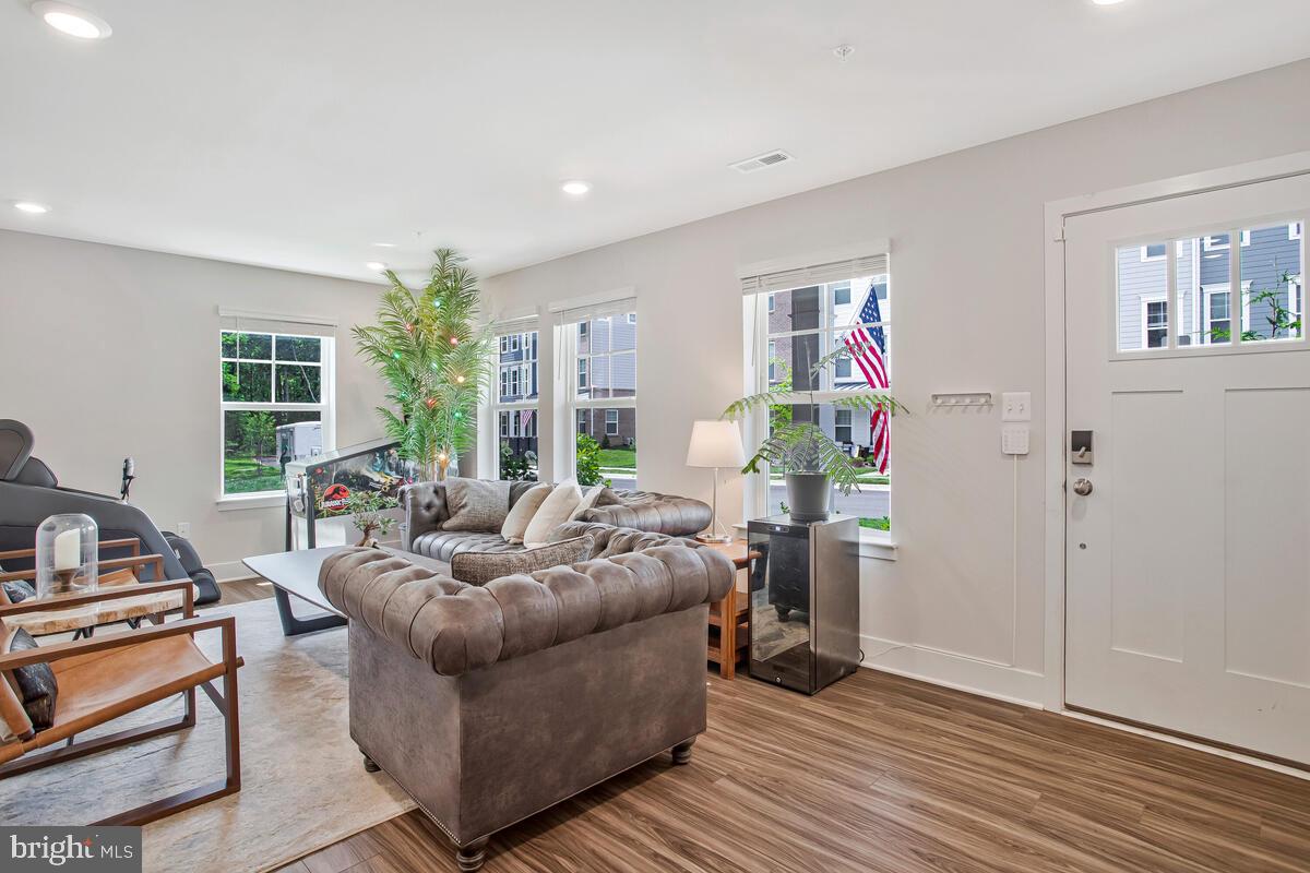 PARKSIDE PRESERVE - Residential