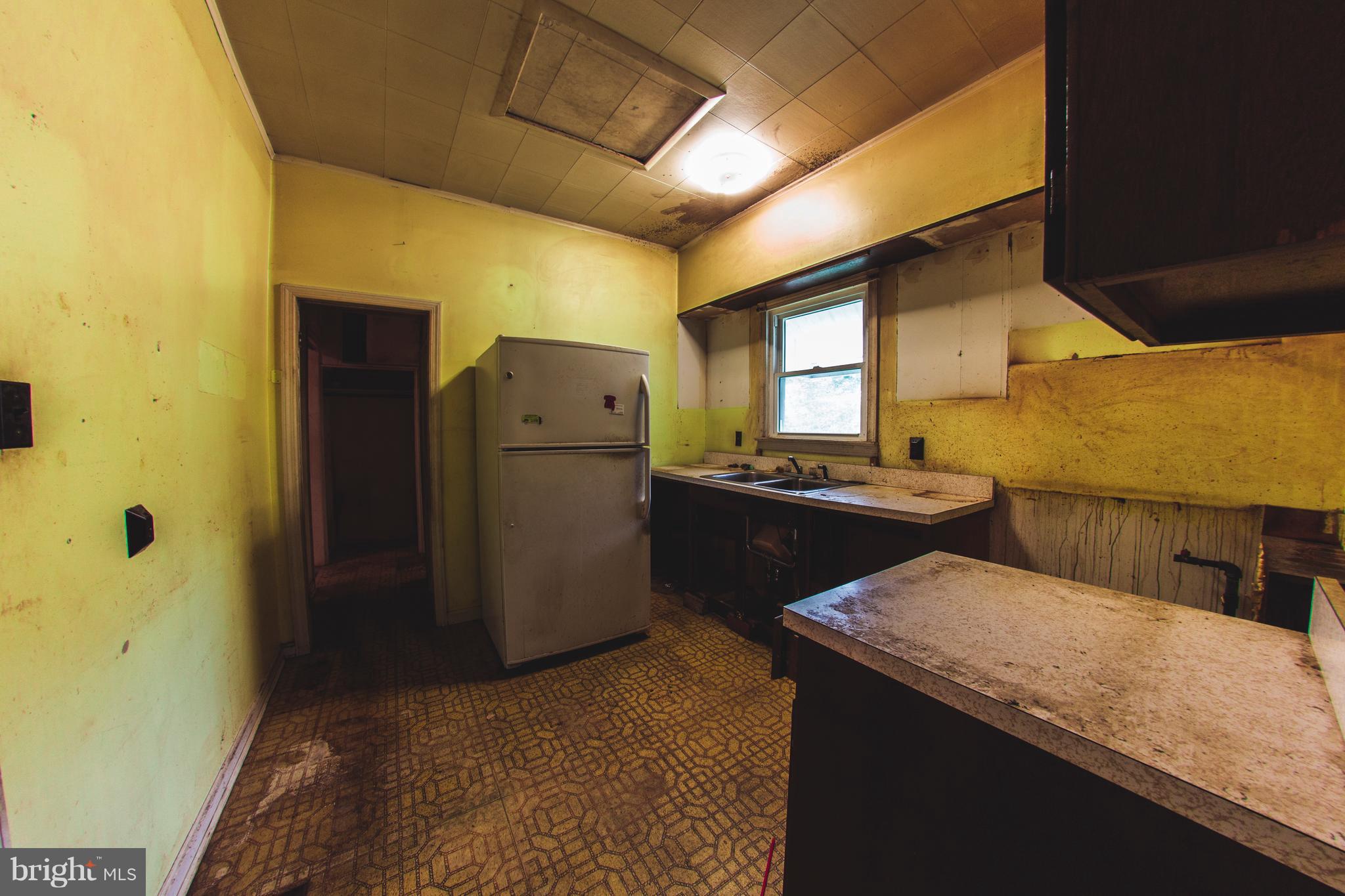 MT RAINIER- RHODE ISL AV - Residential