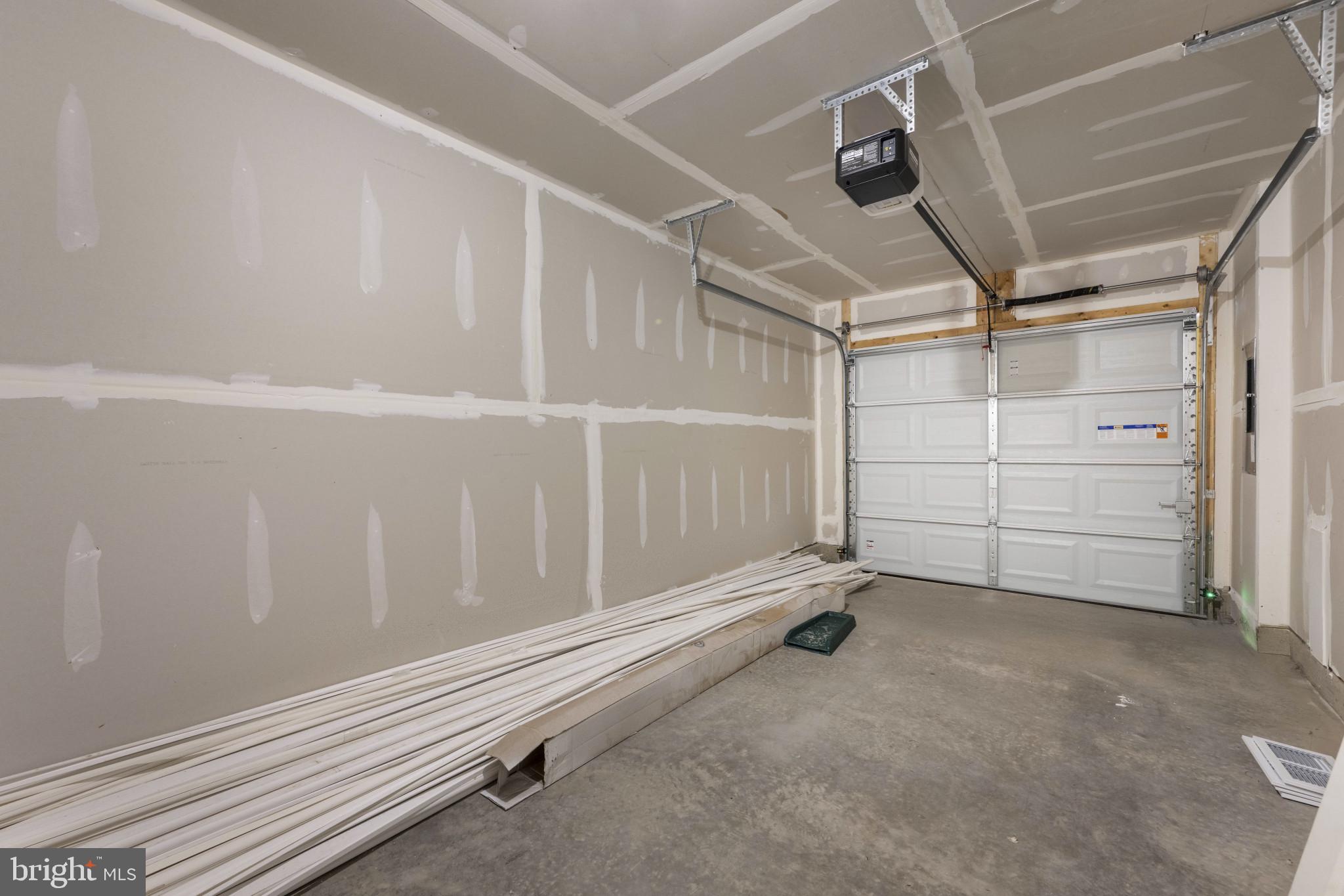 MAGNOLIA LANDING - Residential