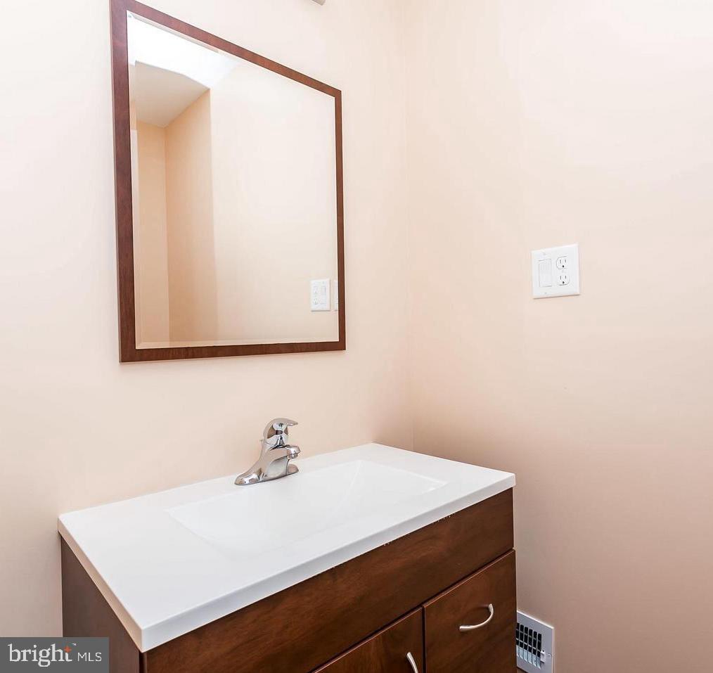 LYON ACRES - Residential