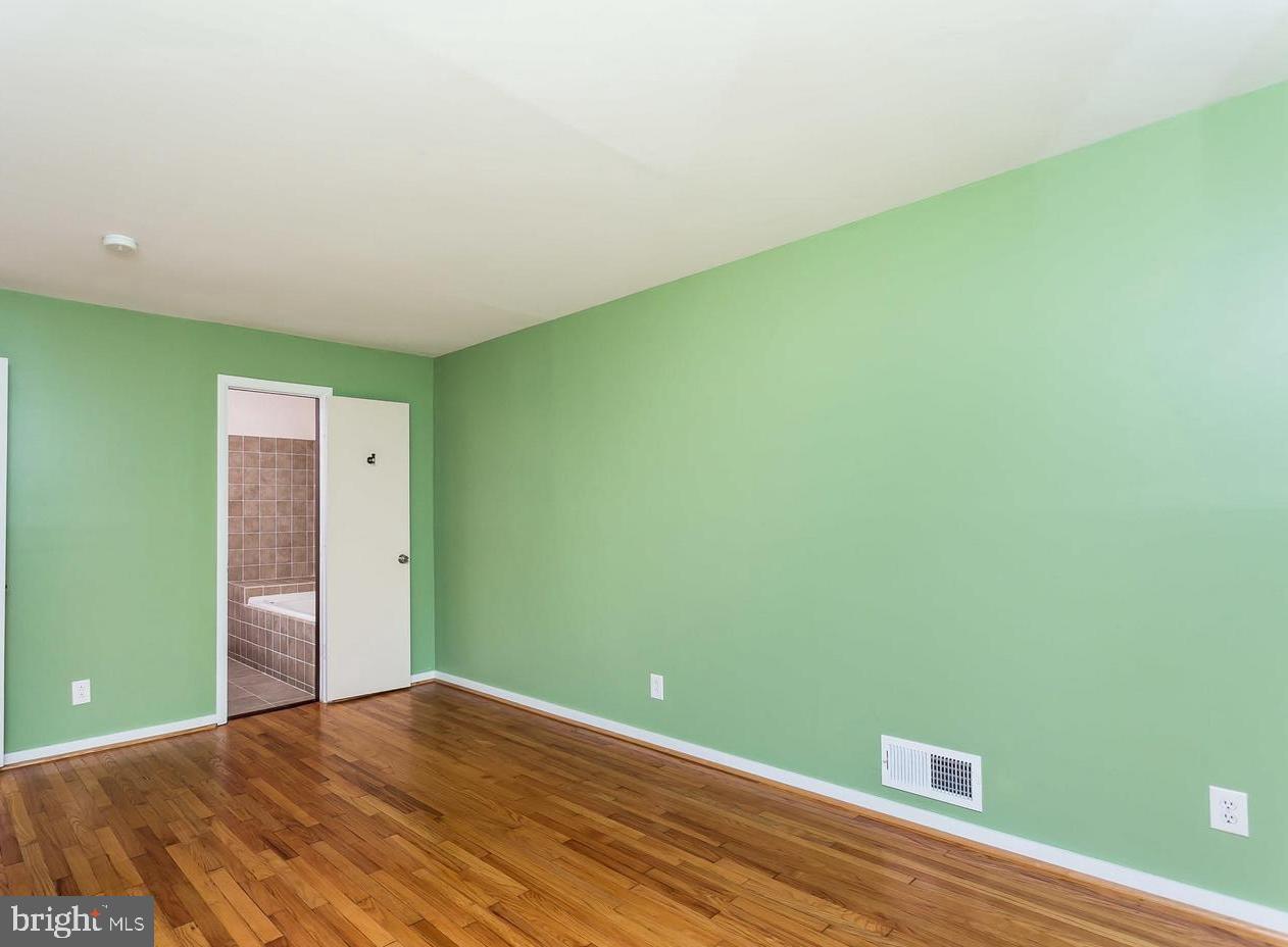 LYON ACRES - Residential