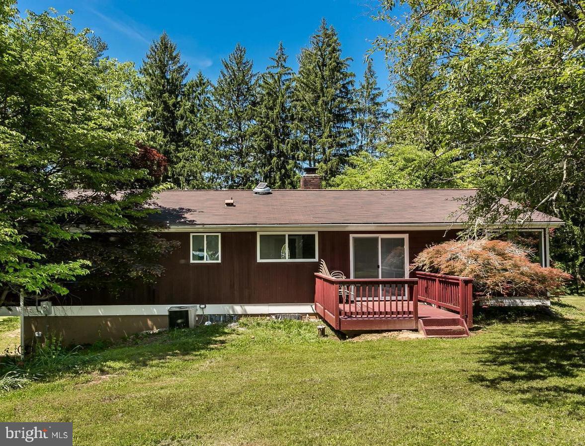 LYON ACRES - Residential