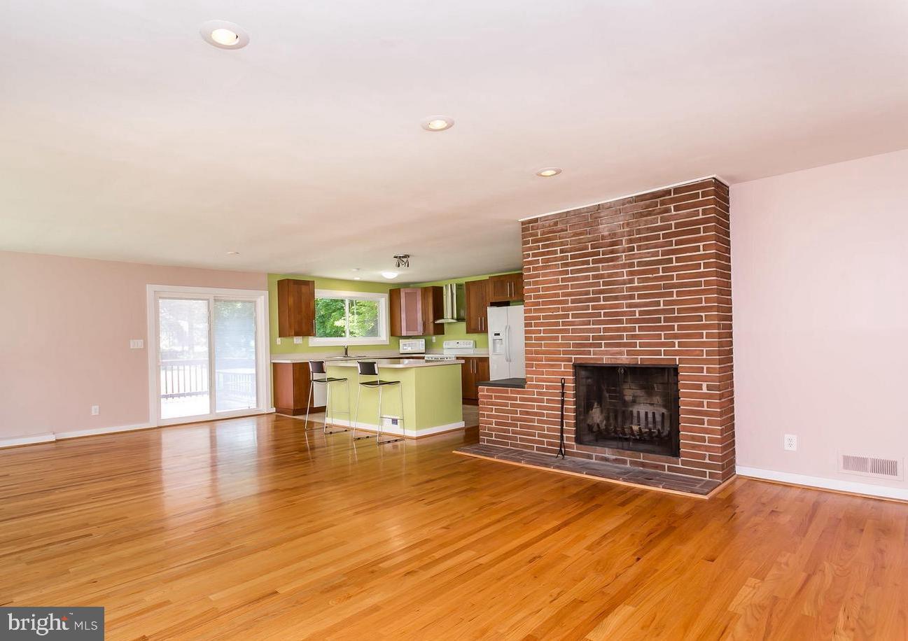 LYON ACRES - Residential