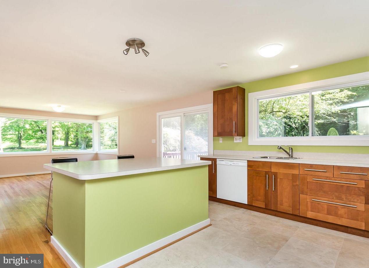 LYON ACRES - Residential