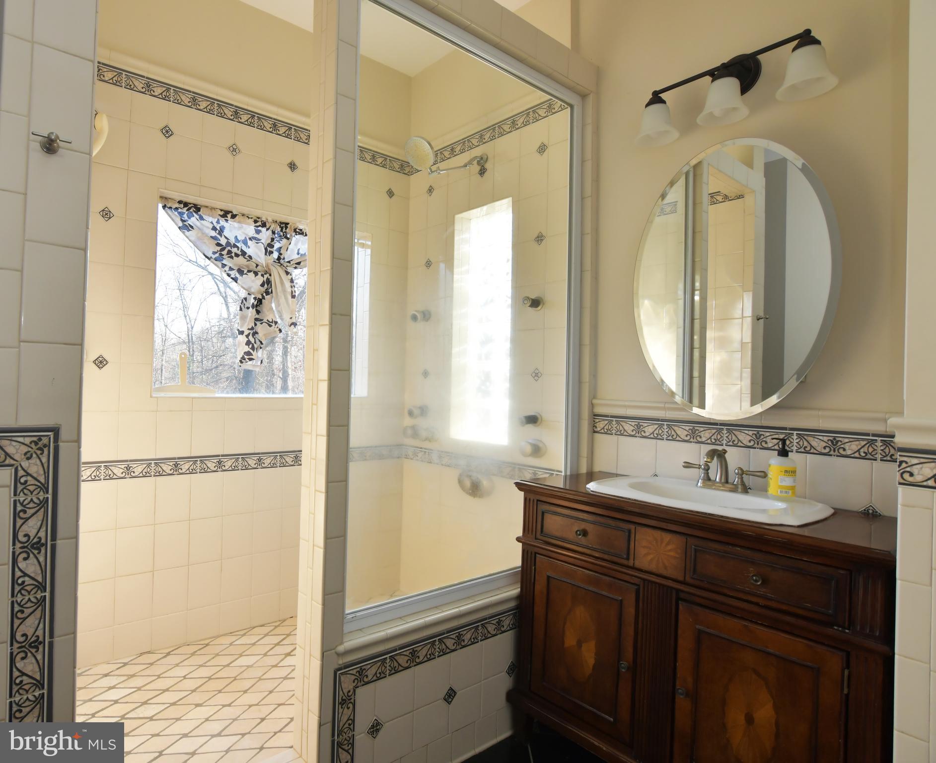 RIVER RIDGE ON THE SHENANDOAH - Residential