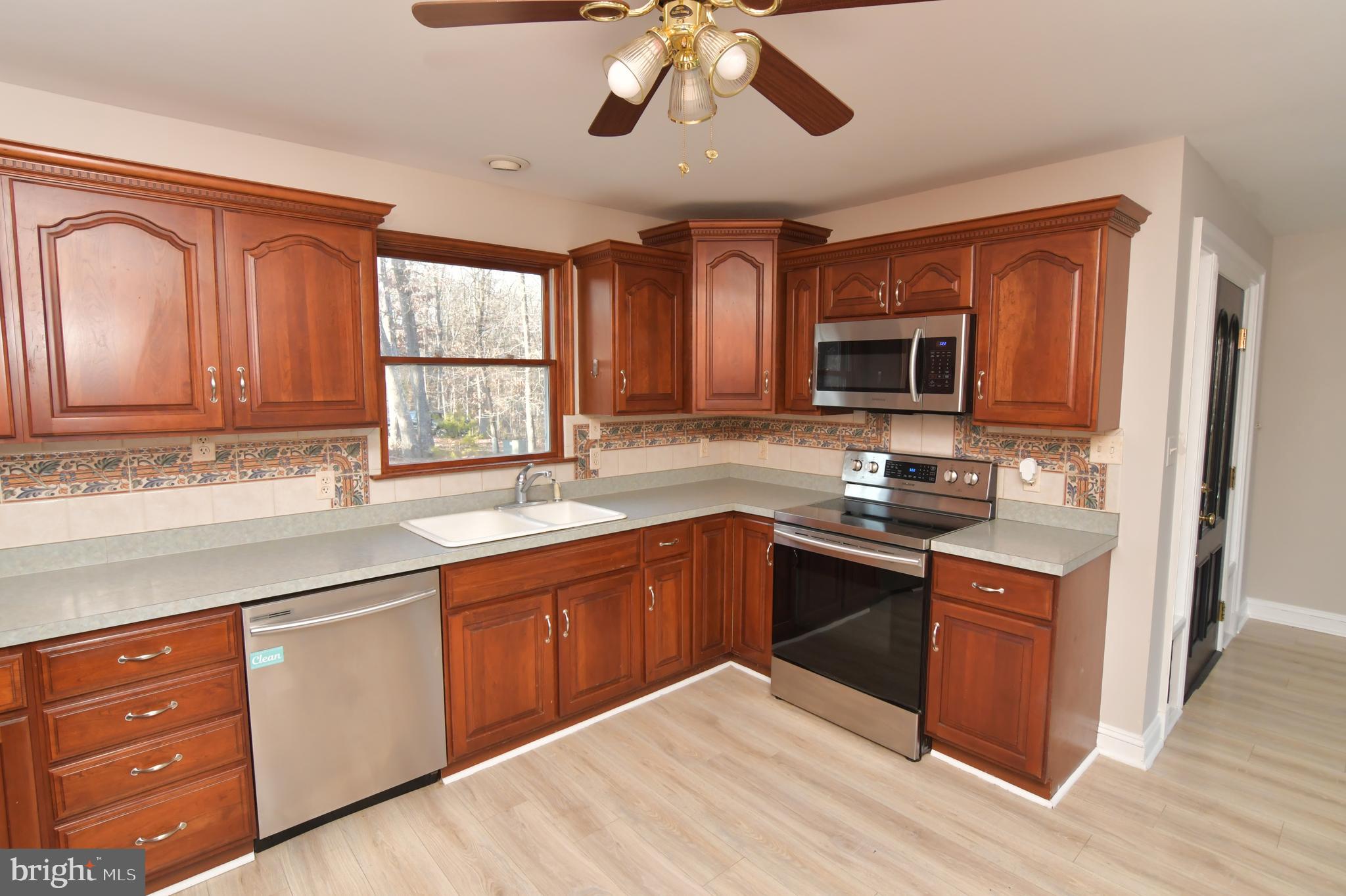 RIVER RIDGE ON THE SHENANDOAH - Residential