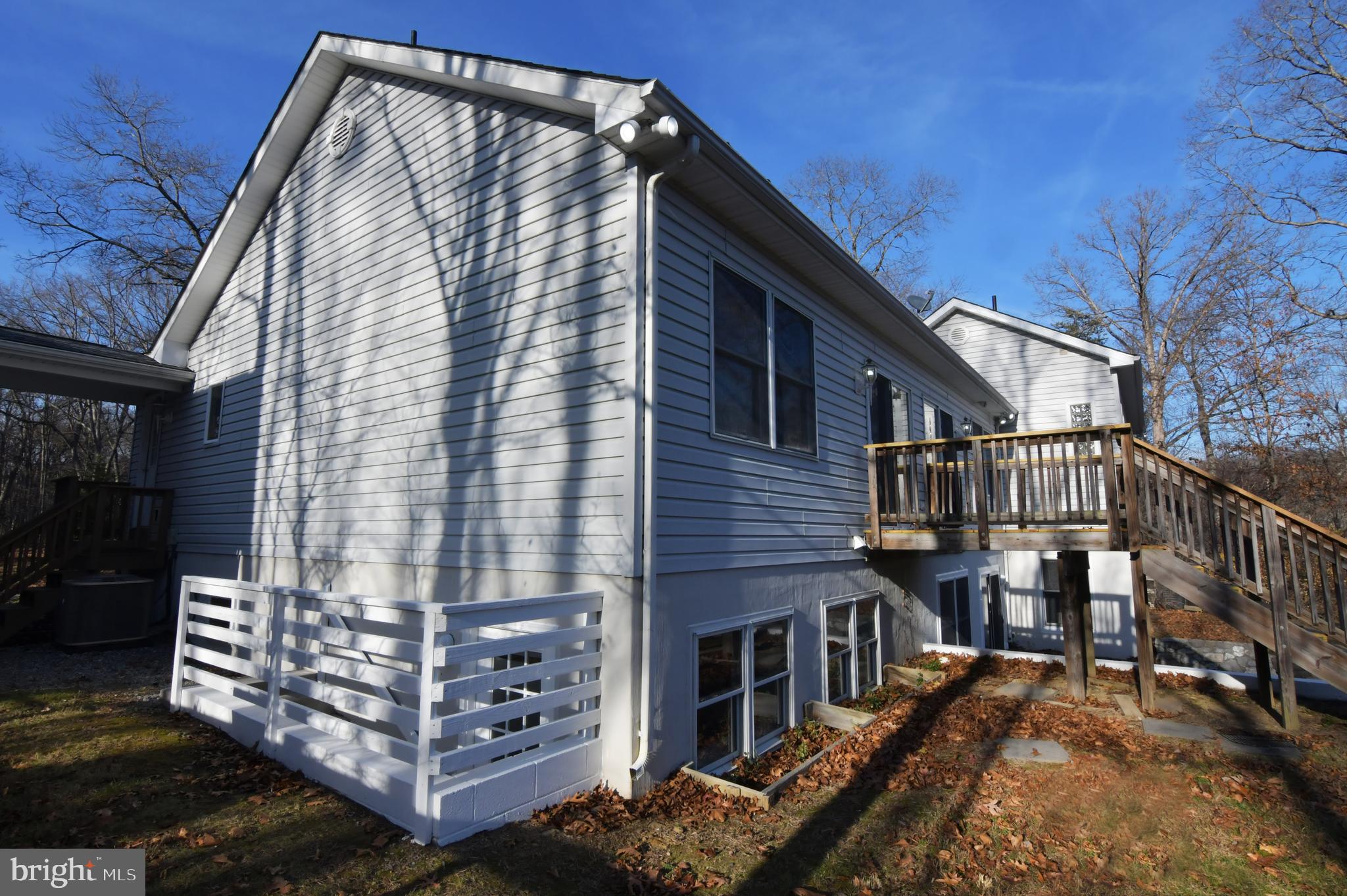 RIVER RIDGE ON THE SHENANDOAH - Residential