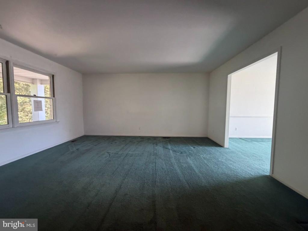 602 ROWE DRIVE