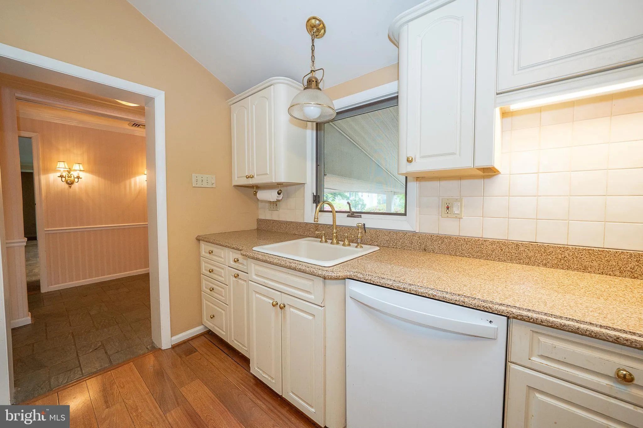 West Chester, Pennsylvania 19380, United States, 3 Bedrooms Bedrooms, ,2 BathroomsBathrooms,Residential,Pending,130015