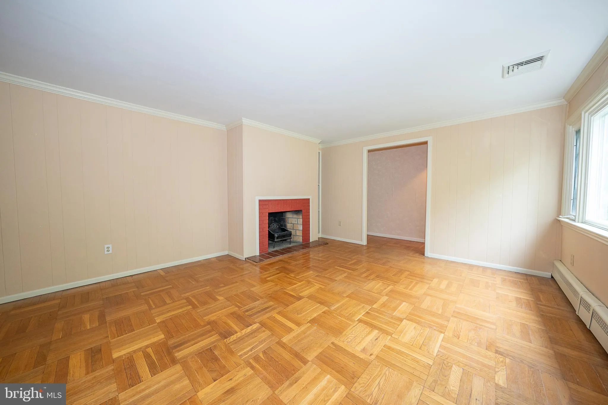 West Chester, Pennsylvania 19380, United States, 3 Bedrooms Bedrooms, ,2 BathroomsBathrooms,Residential,Pending,130015