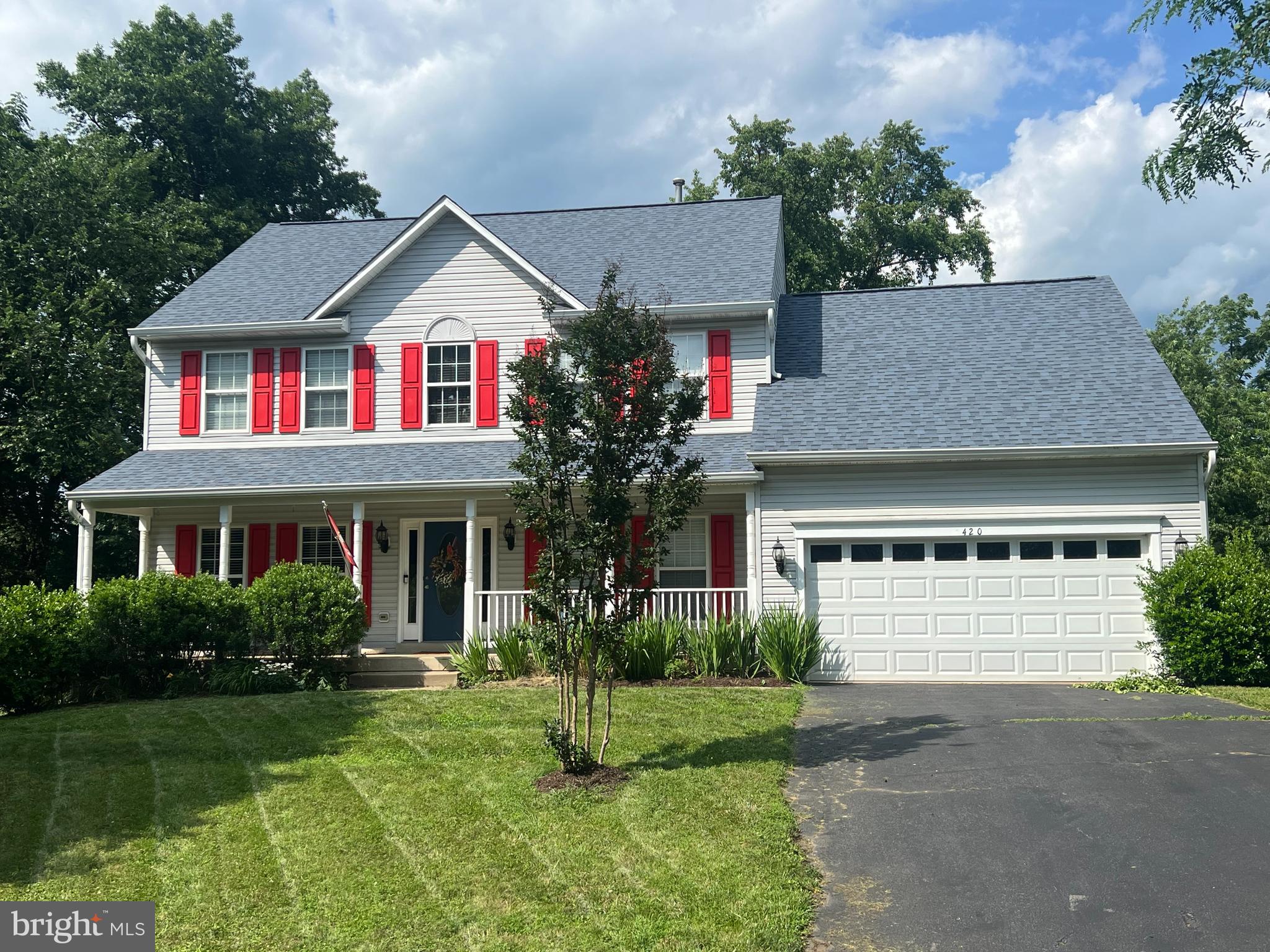 420 HERONWOOD COURT