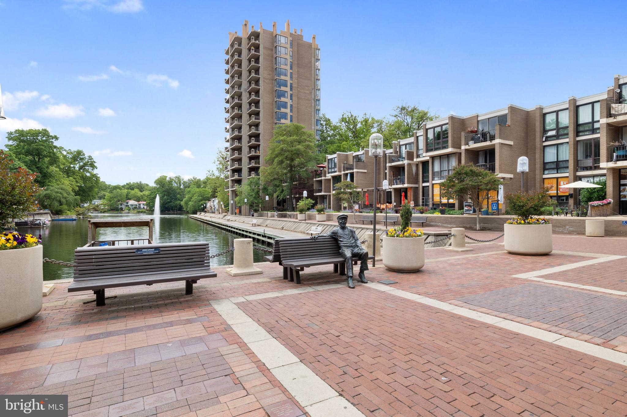 RESTON - Residential