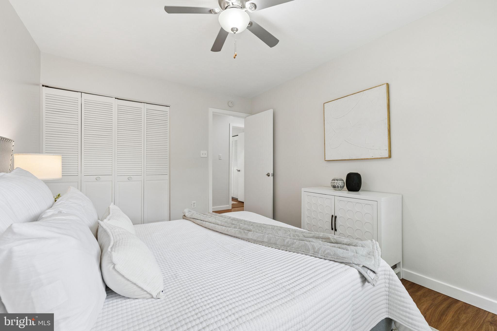 RESTON - Residential