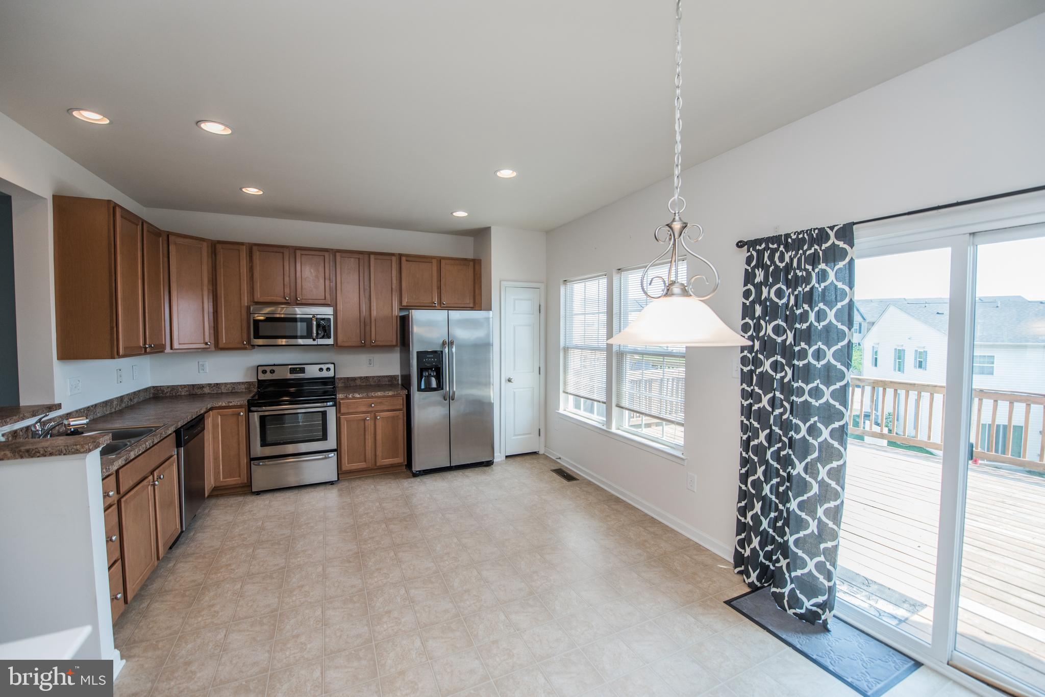 BROOKFIELD - Residential