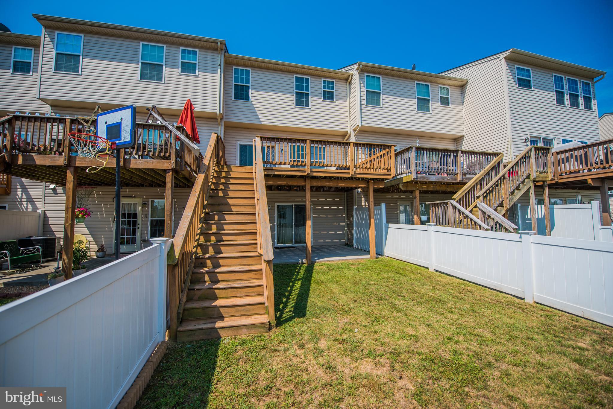 BROOKFIELD - Residential