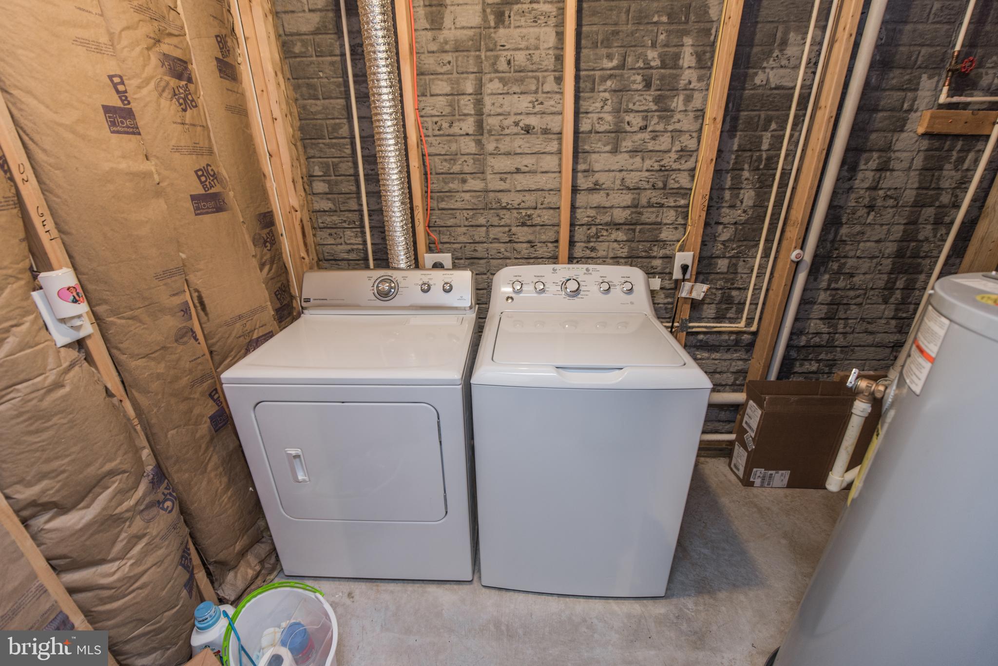 BROOKFIELD - Residential