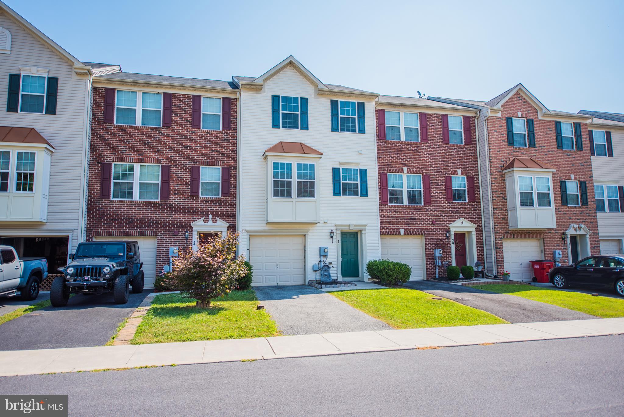 BROOKFIELD - Residential