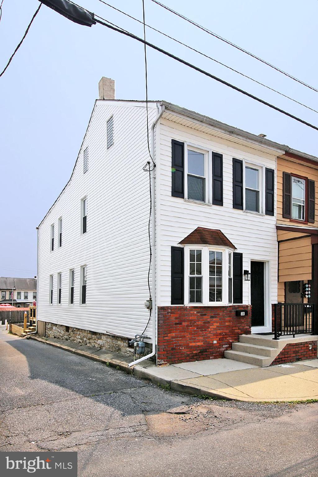 38 GUILFORD STREET
