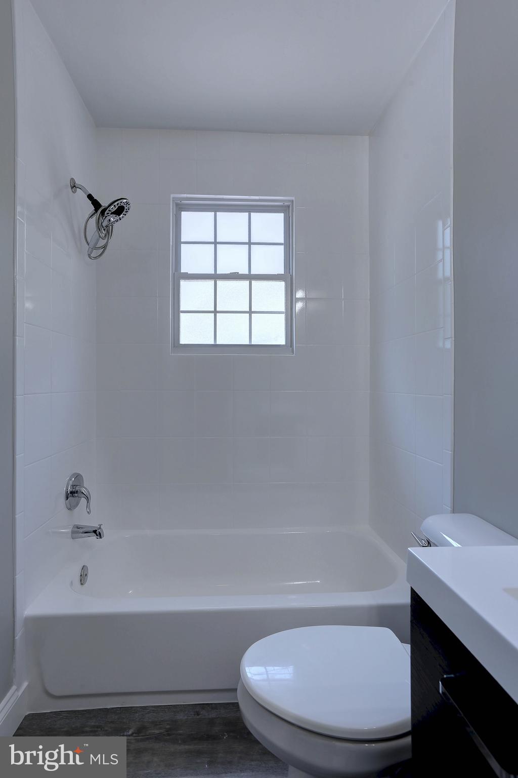 THE OAKS NORTH - Residential