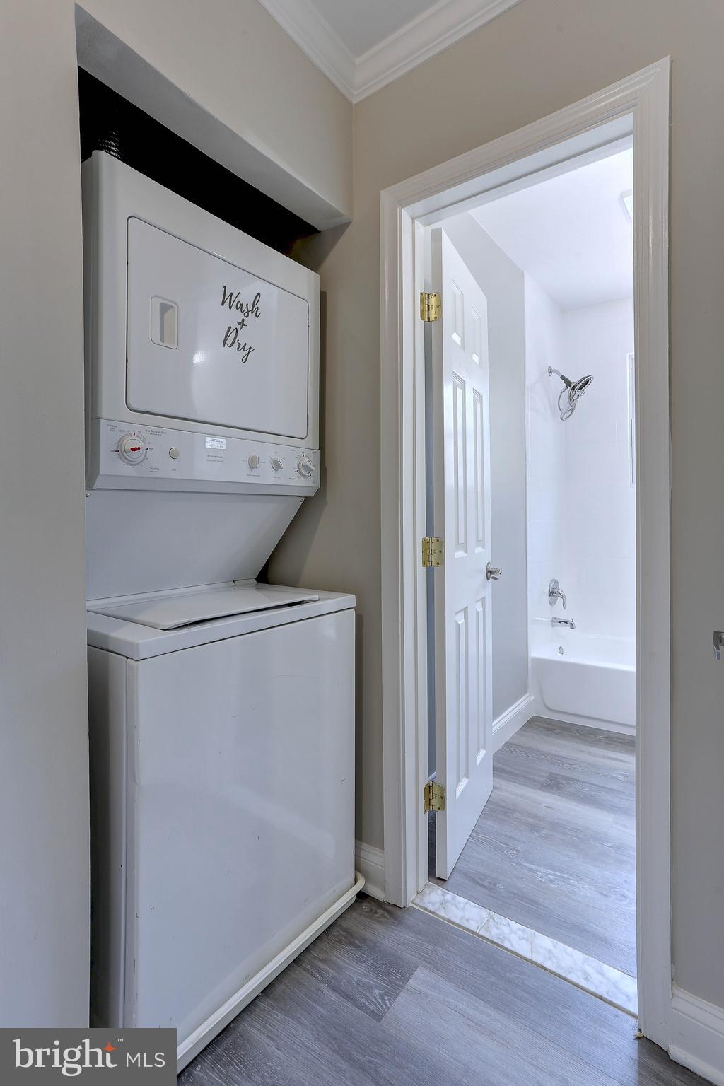 THE OAKS NORTH - Residential