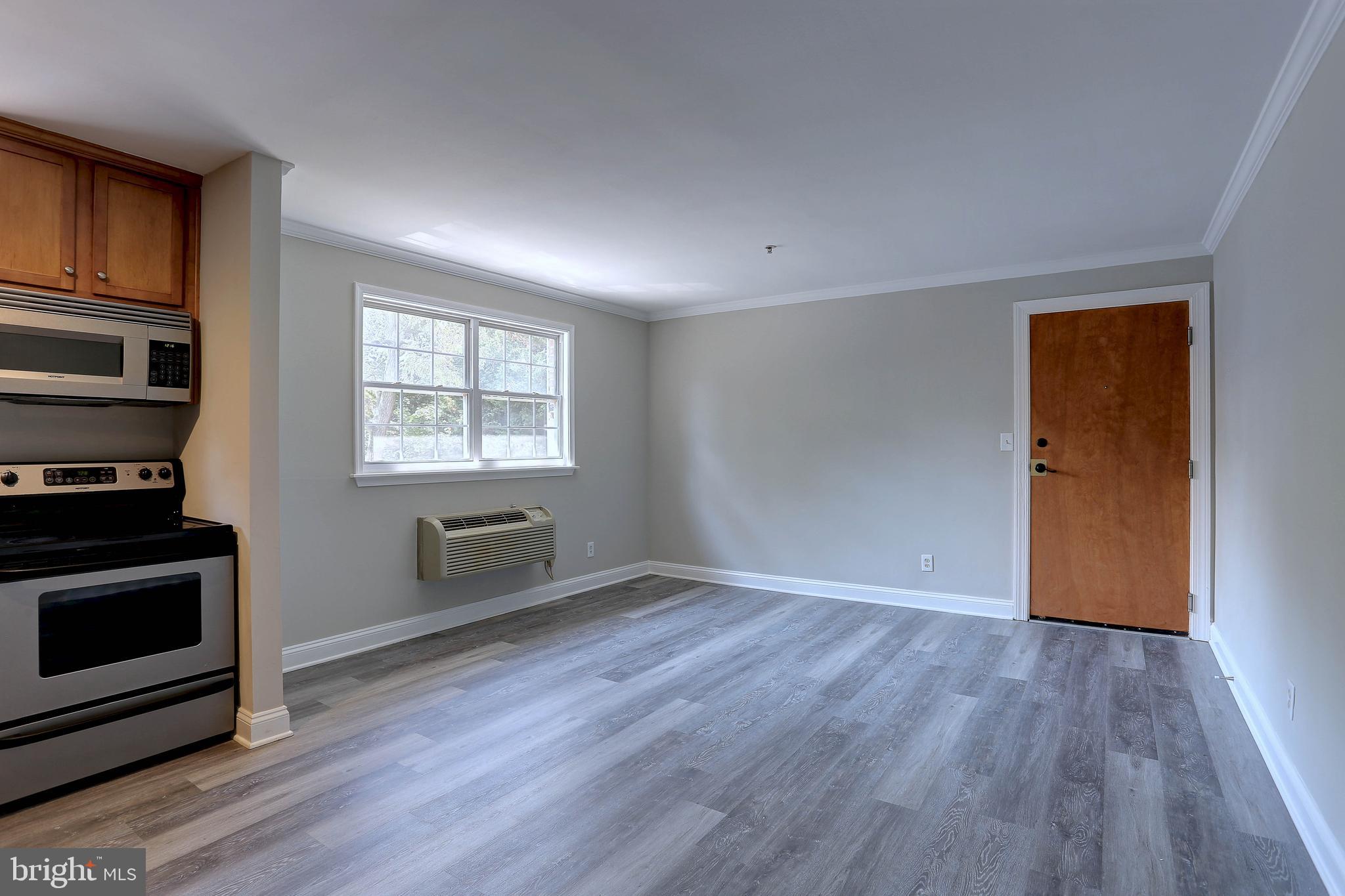 THE OAKS NORTH - Residential