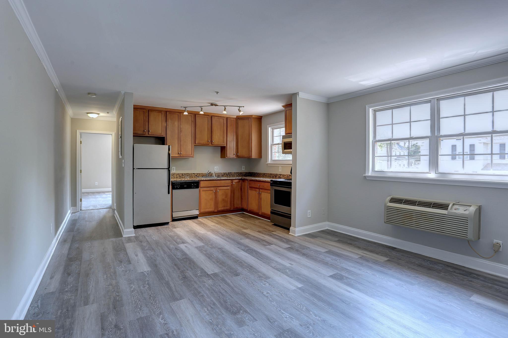 THE OAKS NORTH - Residential