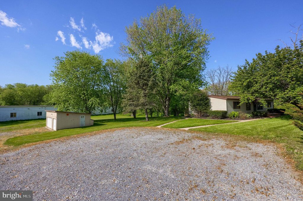 Photo of 62 W Slokom Avenue, CHRISTIANA, PA 17509 (MLS # PALA2087126)