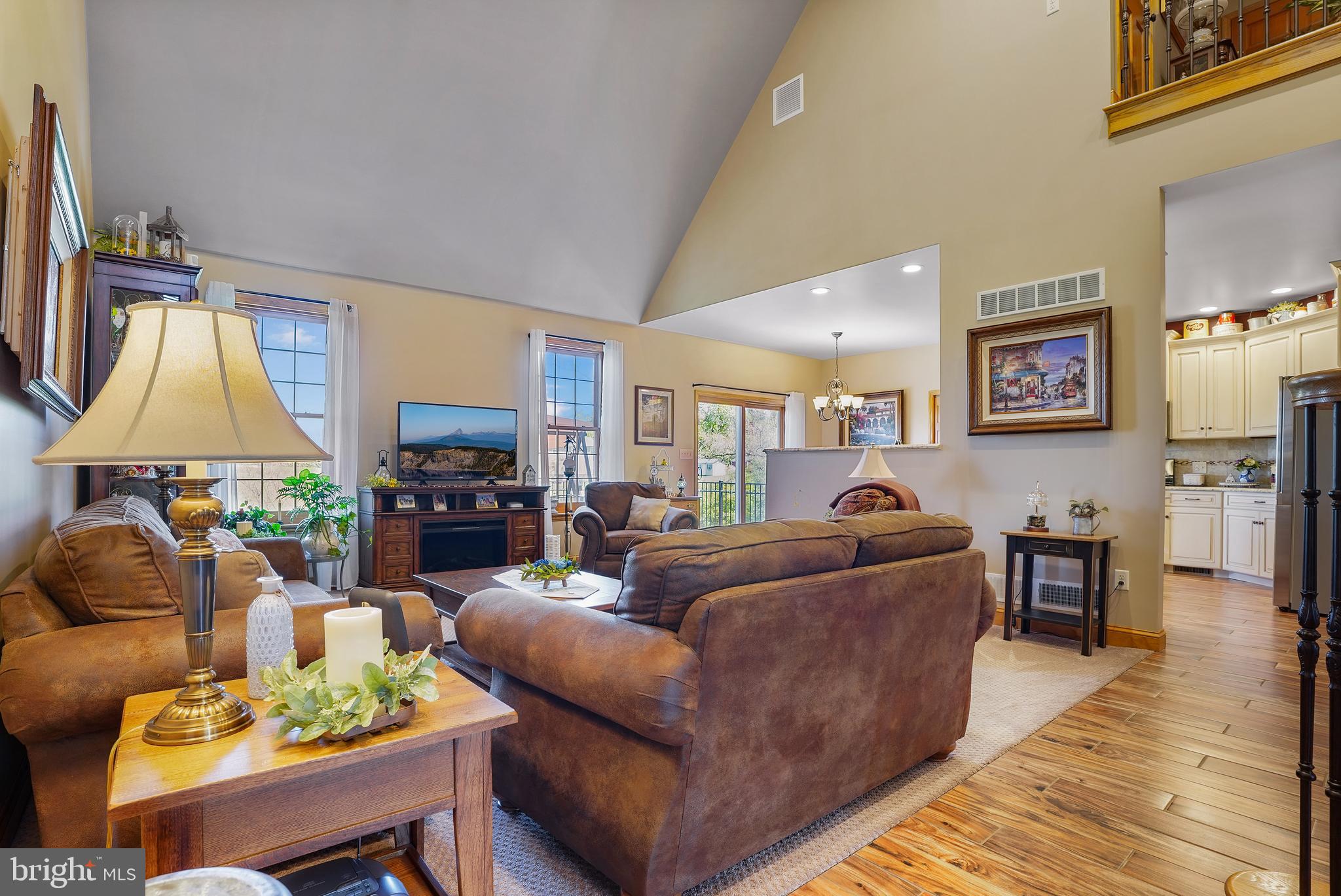 FOOTHILLS OF KENSINGTON - Residential