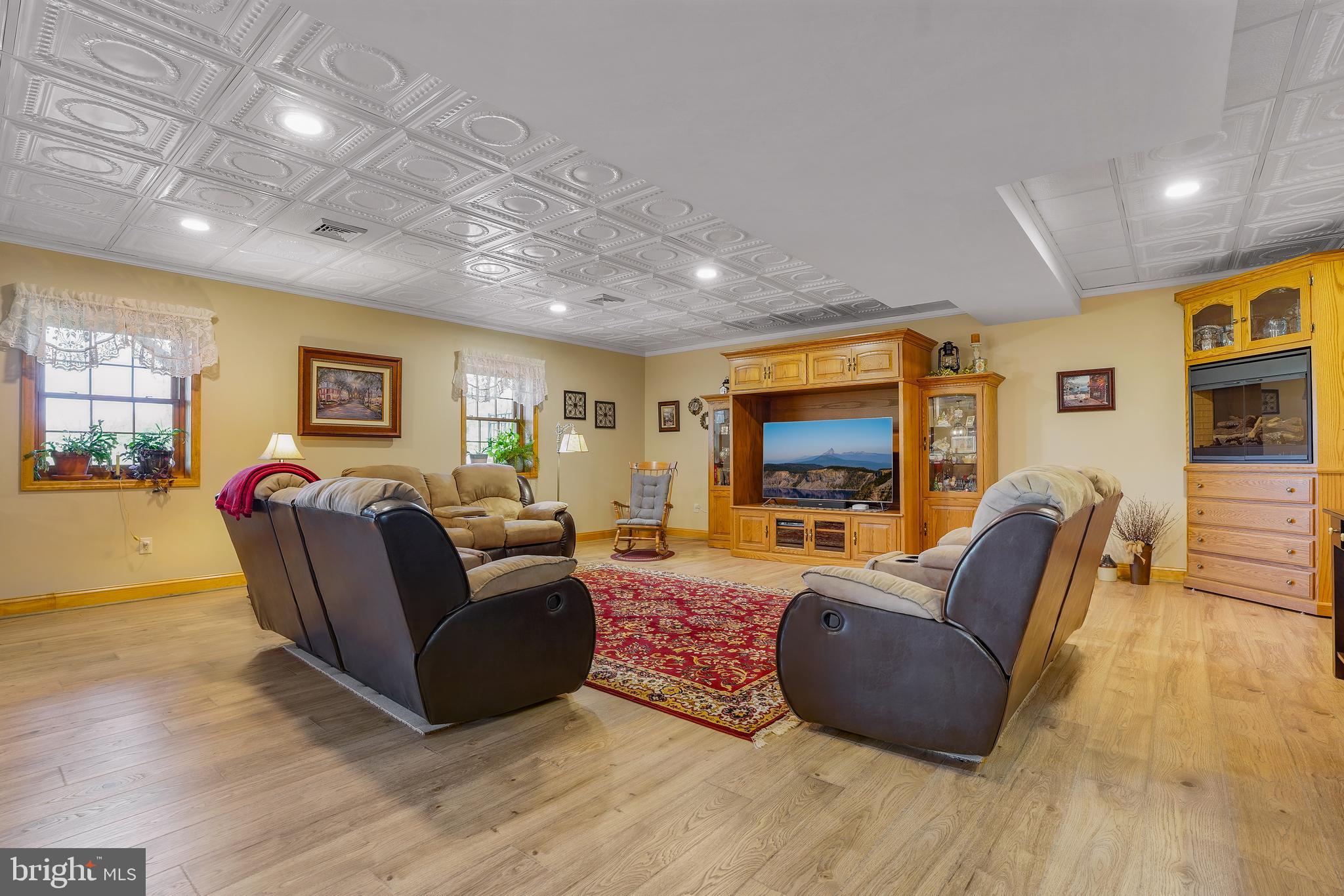 FOOTHILLS OF KENSINGTON - Residential