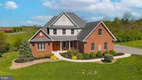 239 Abishire Way, Chambersburg, PA MLS: PAFL2027040