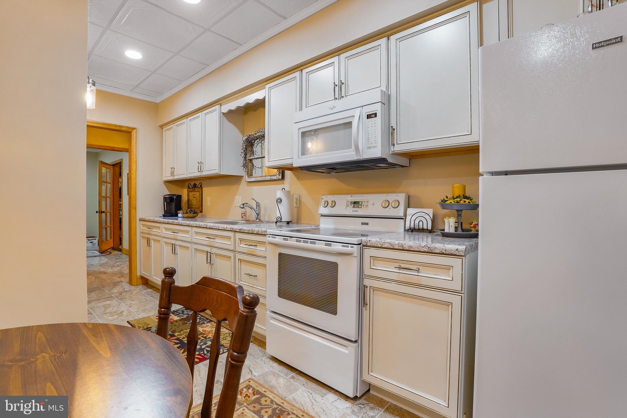 FOOTHILLS OF KENSINGTON - Residential