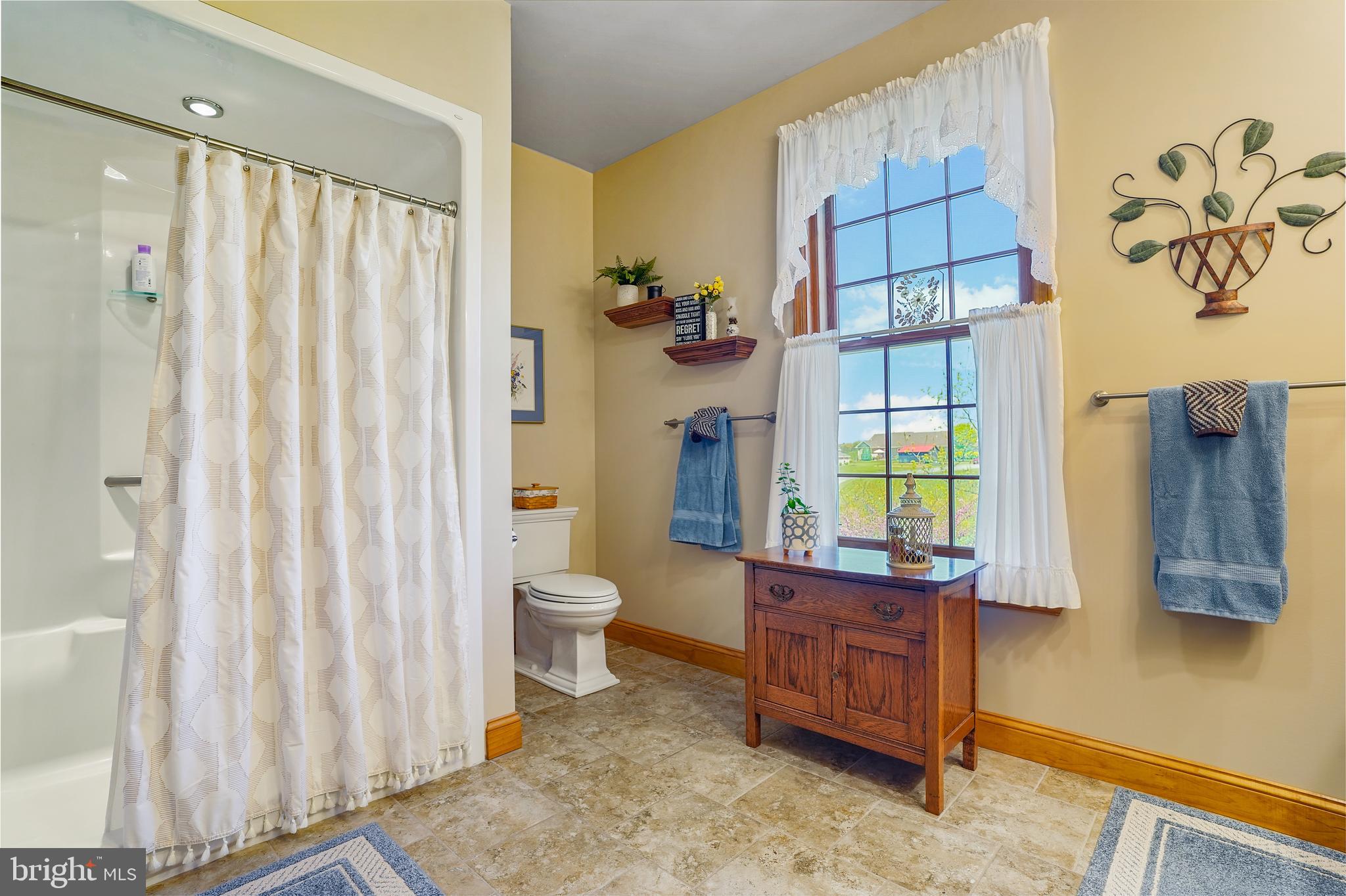 FOOTHILLS OF KENSINGTON - Residential