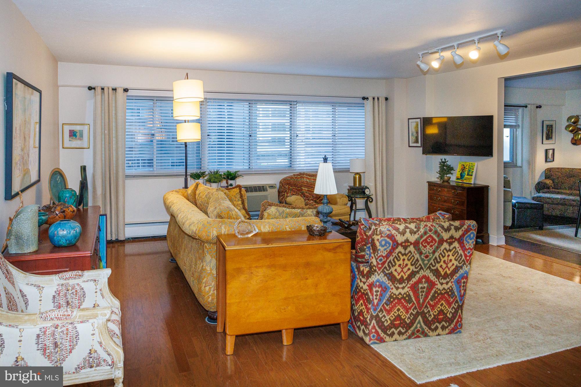 RITTENHOUSE SQUARE - Residential