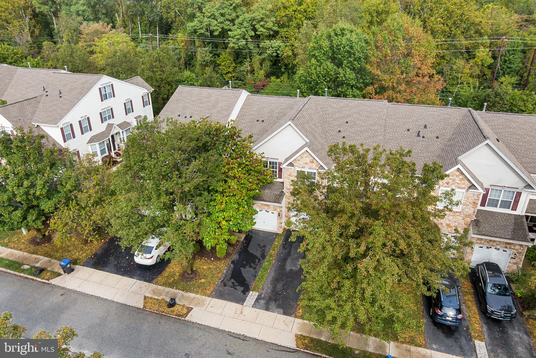 WHITELAND WOODS - Residential