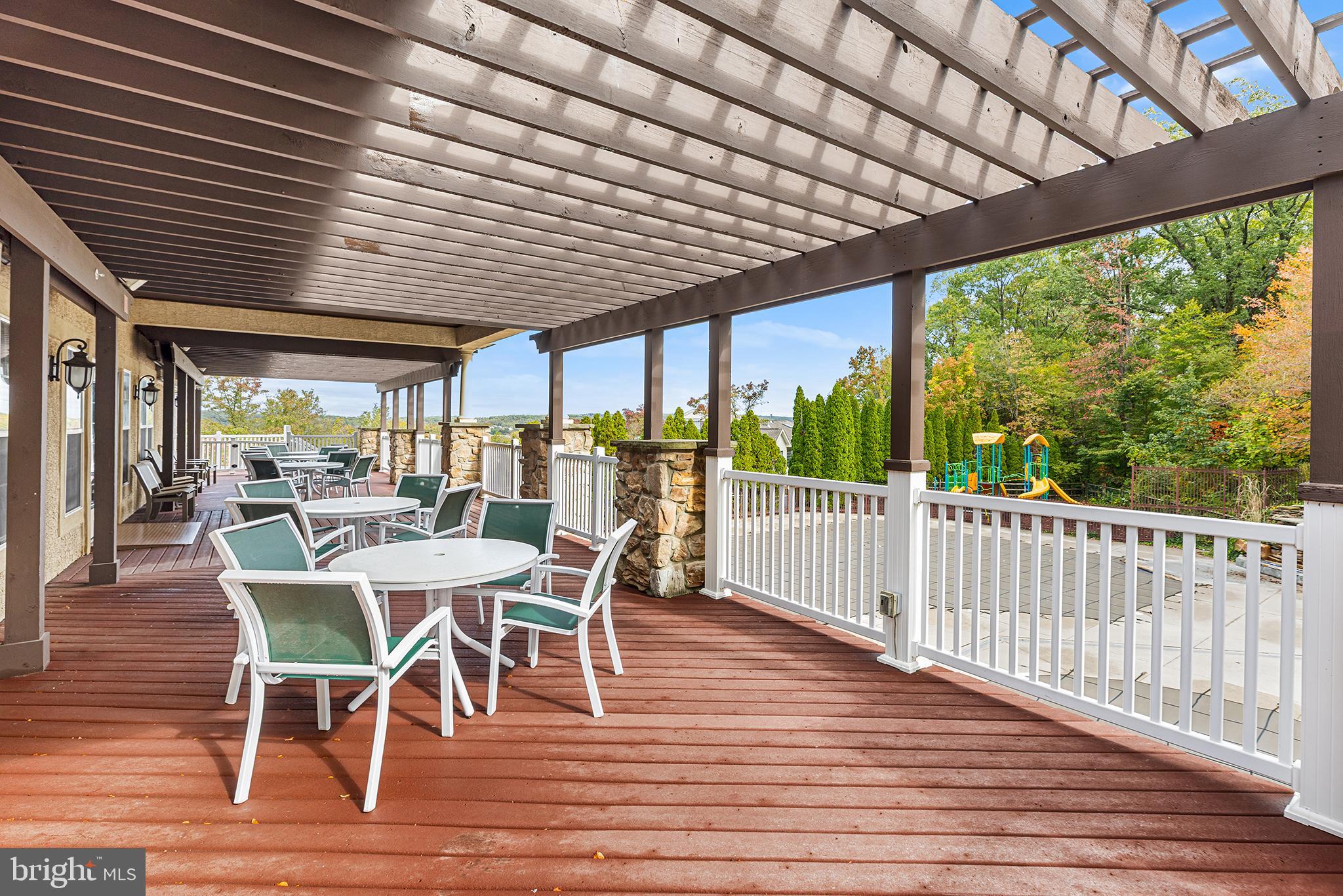 WHITELAND WOODS - Residential