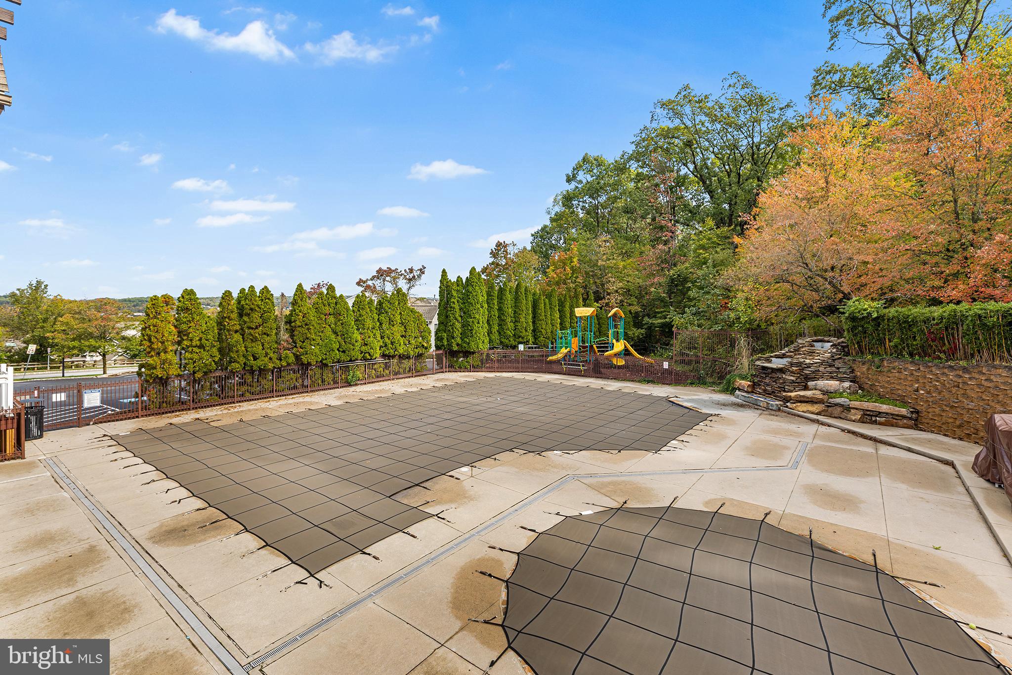 WHITELAND WOODS - Residential