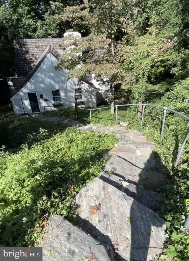 1243 BRYN TYDDYN DRIVE