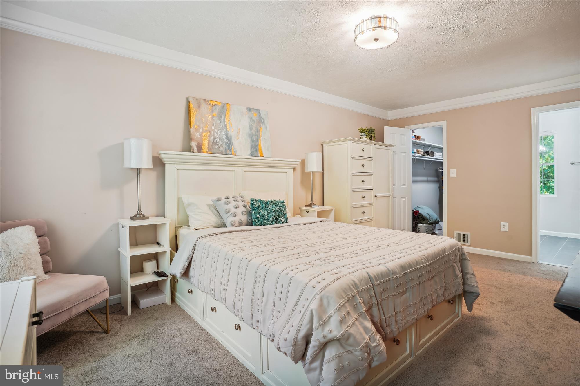 MONTCLAIR - Residential