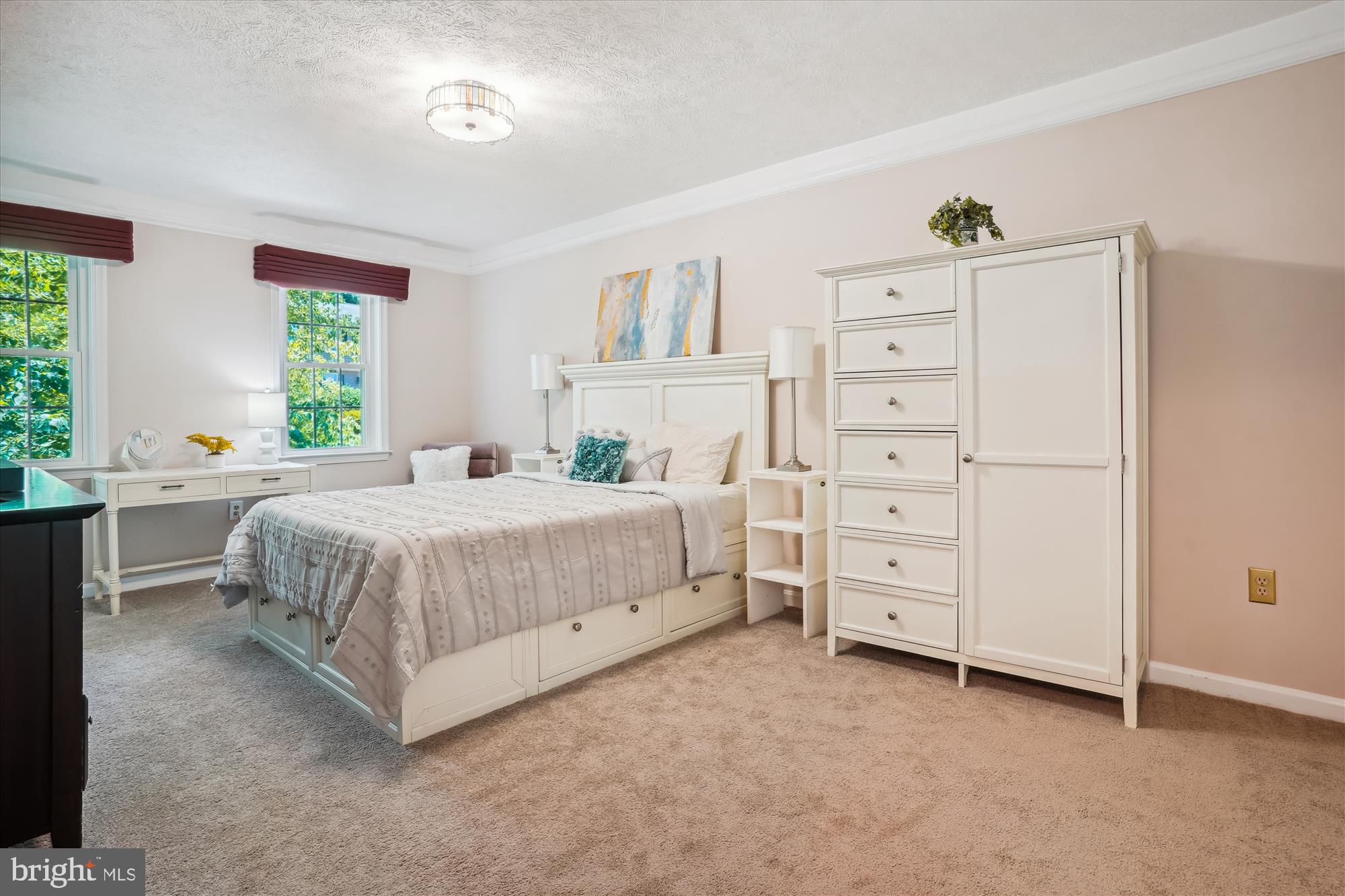 MONTCLAIR - Residential