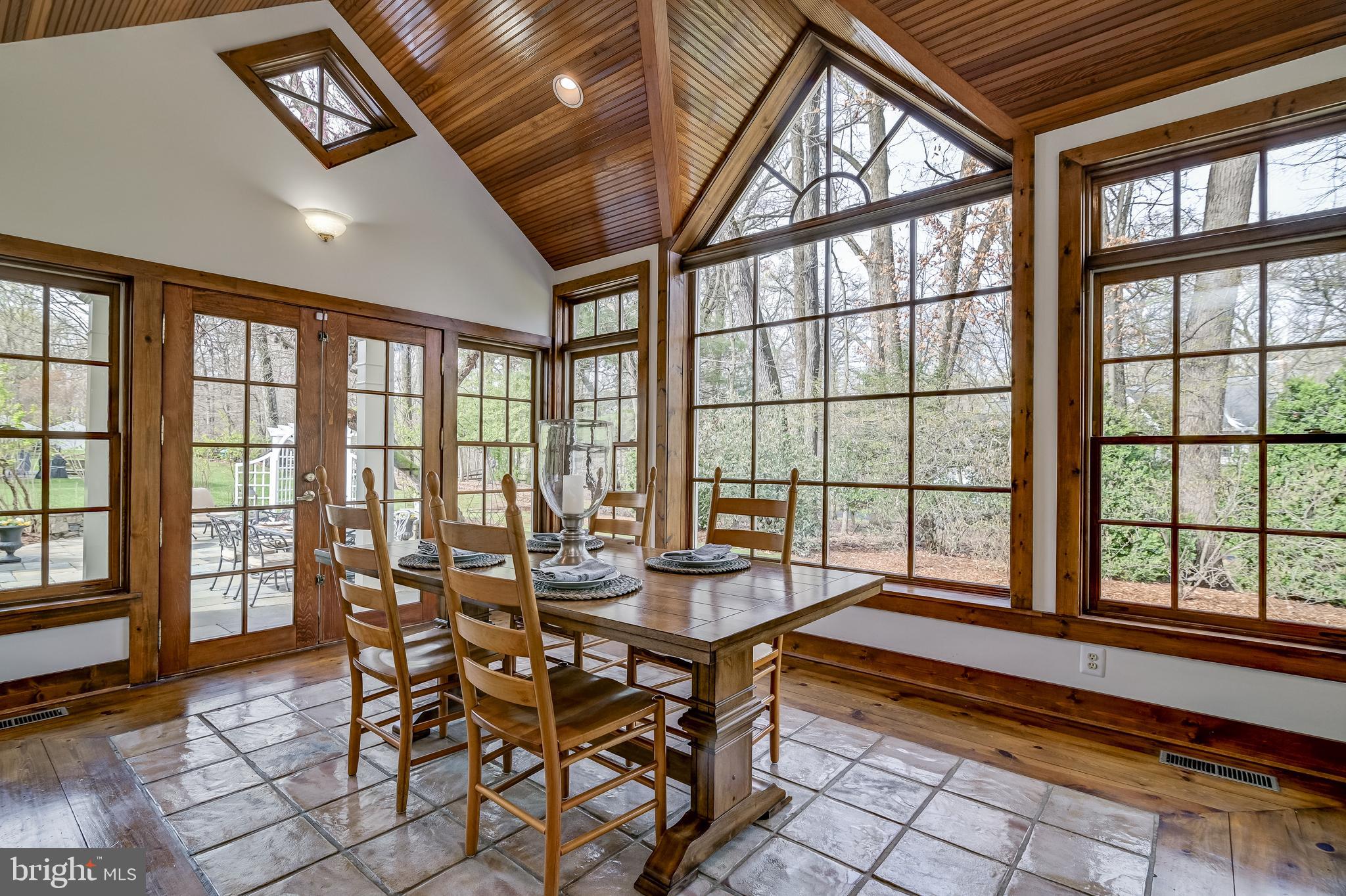 QUAIL RUN - Residential