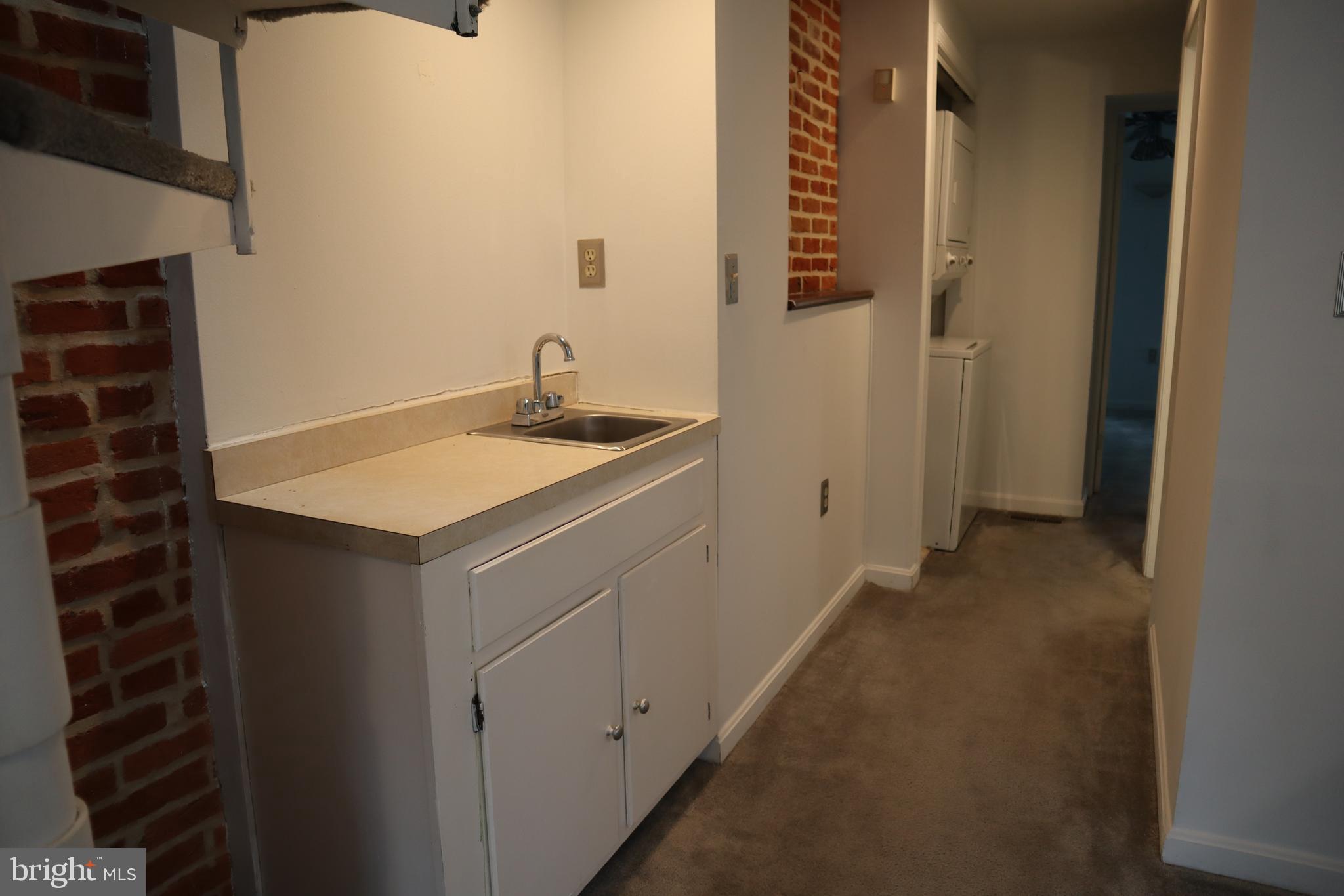 FEDERAL HILL HISTORIC DISTRICT - Residential Lease