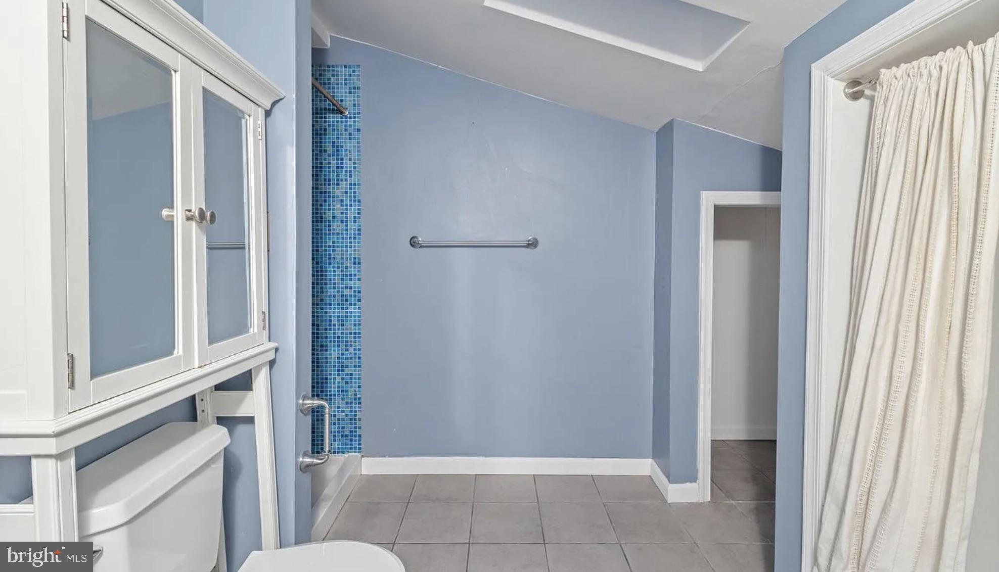 FEDERAL HILL HISTORIC DISTRICT - Residential Lease